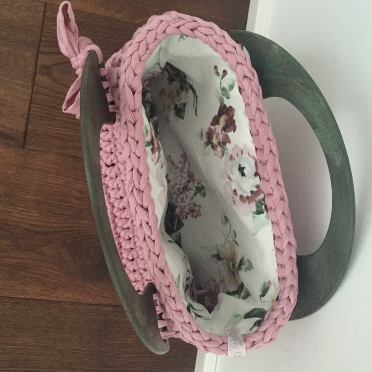 Häkeltasche rose Futter